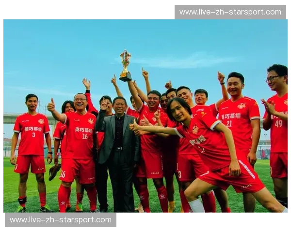 红蓝交响诗:广州恒大与天津泰达,那些刻在绿茵岁月里的巅峰记忆 红蓝交响诗:广州恒大与天津泰达,那些刻在绿茵岁月里的巅峰记忆